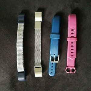 4 pack of Fitbit Alta HR Small bands